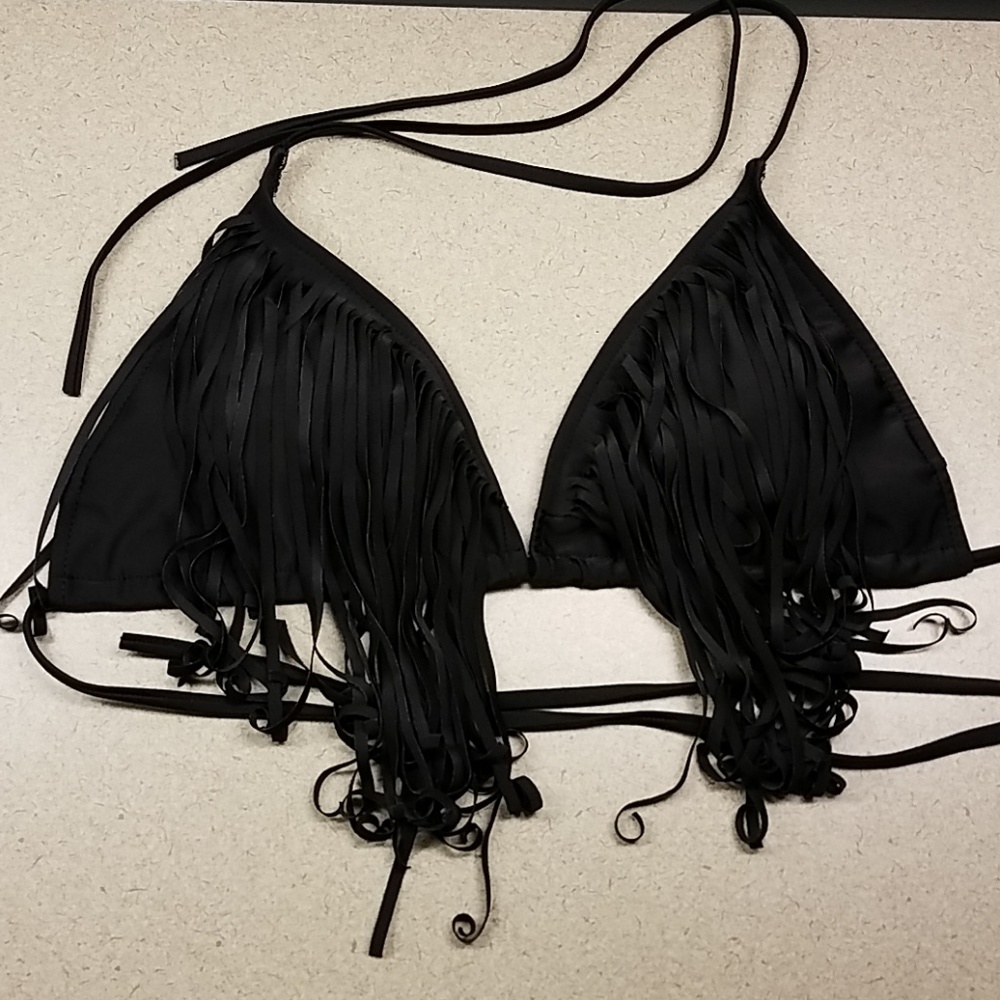 Black Fringe String Bikini With Cheeky Bottoms. - image 3